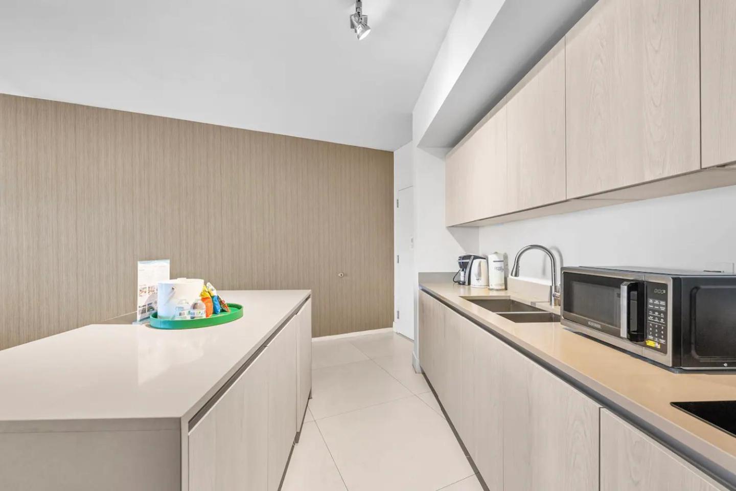 Upscale Comfort And Breathtaking Views At H Hollywood Residences By Zelloo Beverley Beach 외부 사진