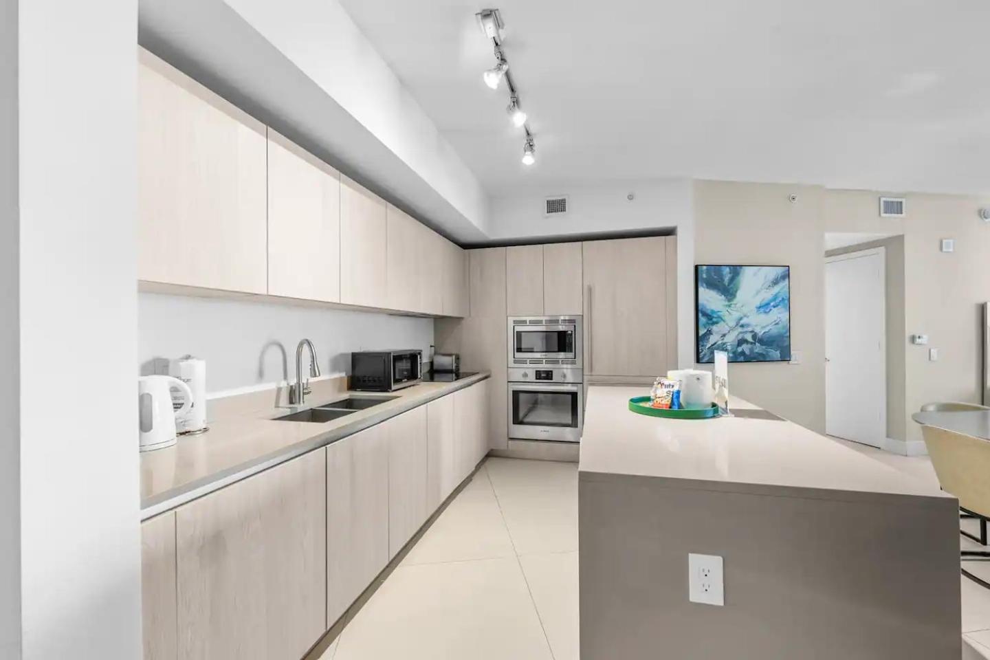 Upscale Comfort And Breathtaking Views At H Hollywood Residences By Zelloo Beverley Beach 외부 사진
