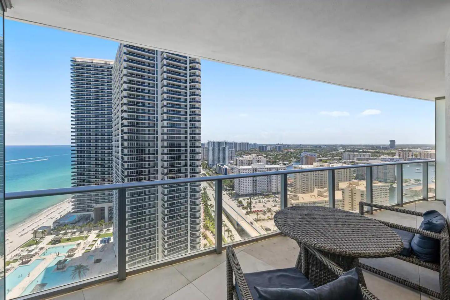 Upscale Comfort And Breathtaking Views At H Hollywood Residences By Zelloo Beverley Beach 외부 사진
